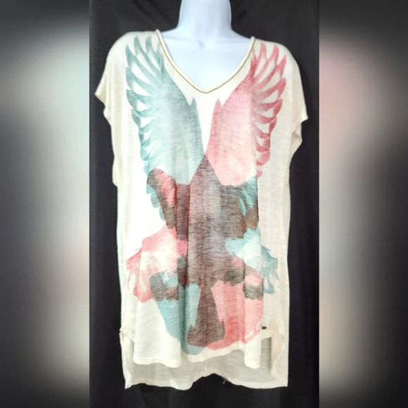 Guess Women's T-Shirt Size Medium Ivory Wings Print Double V Sleeveless Flowy - Picture 1 of 13